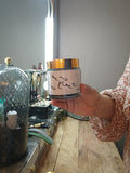 Bkhor Musk Al Ghazal,pinzas y carbón